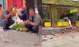 免费吃瓜群众聚集,揭秘网络热议背后的狂欢现场