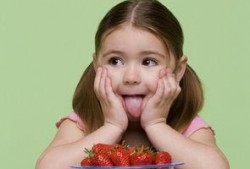 外国女孩吃辣酸瓜,外国女孩的味蕾冒险之旅