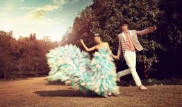 吃瓜婚纱照翻车