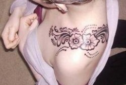 纹身女孩吃瓜视频大全