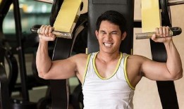 吃瓜健身的大哥,揭秘健身与休闲的完美融合