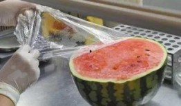 小瓜吃坏肚子,警惕食品安全问题