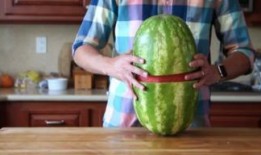 吃捧瓜去皮吗,揭秘吃捧瓜的去皮技巧