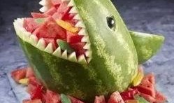 吃瓜成精,揭秘网络时代下的“瓜民”现象